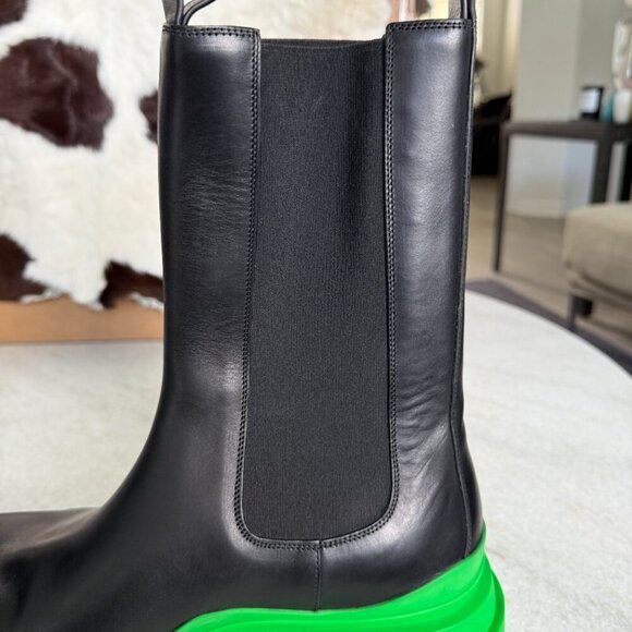 Bottega Veneta 630284 Military Calf Black Leather BV Green & Black Tire Boot, 44 main image 10